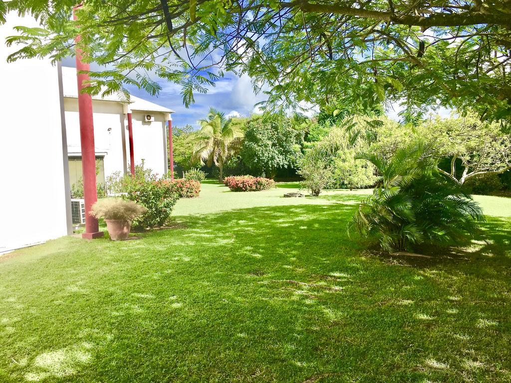 Residence Le Vallon Guadeloupe Parc Piscine Appartements & Studios & Services Hoteliers A La Carte Saint-Francois  Eksteriør billede